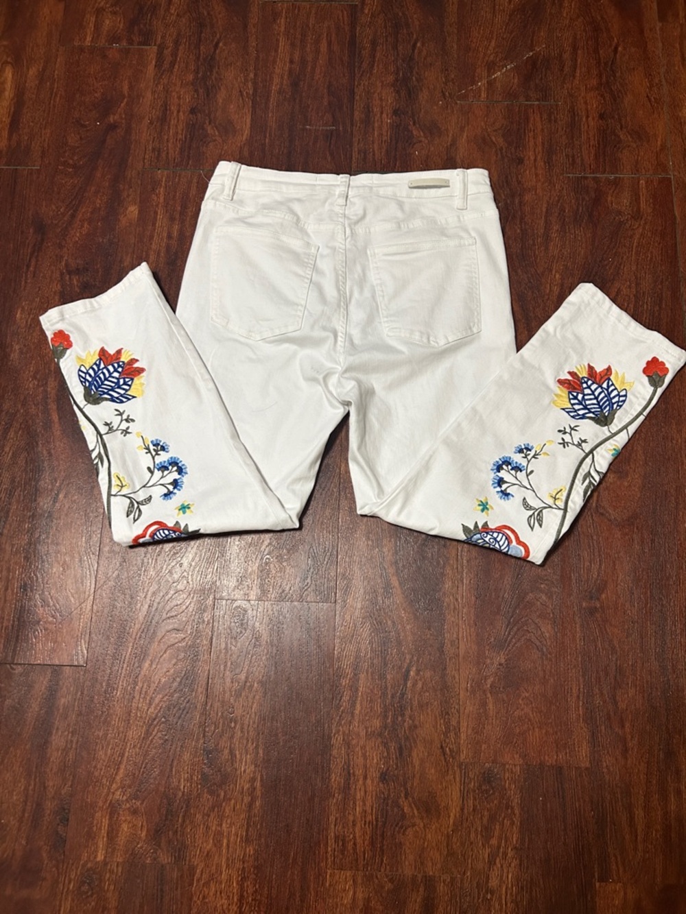 Soft Surroundings White Straight-Leg Jeans with Multicolor Floral Embroidery - Picture 8 of 8